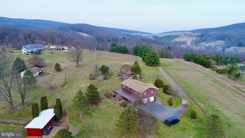 59 Stonehedge Ln, Tamaqua, PA 18252 - photo 1