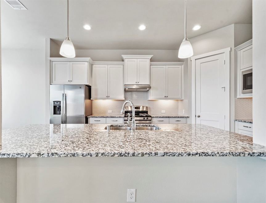 10706 Chinese Violet, Conroe, TX 77385 - photo 1