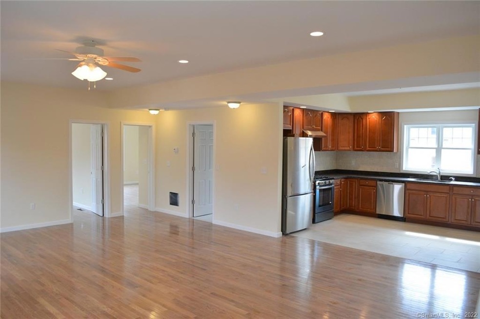 176 Chestnut St unit 2, New Haven, CT 06511 - photo 1