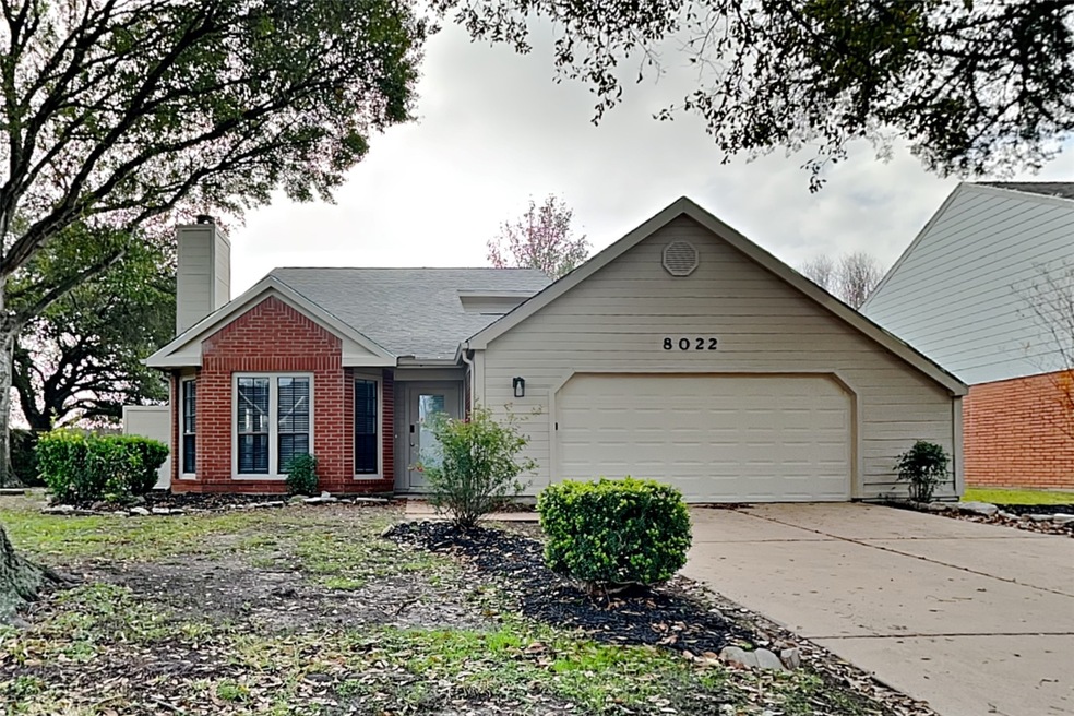 8022 Pine Falls Dr, Houston, TX 77095 - photo 1