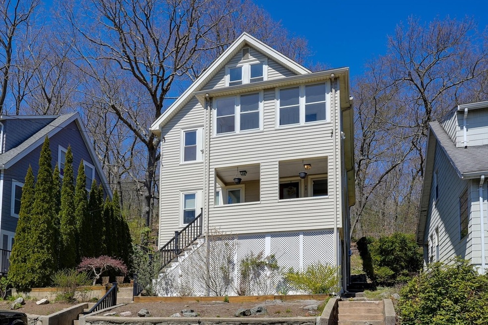 Sold $640,000 • Co-Listing Agent