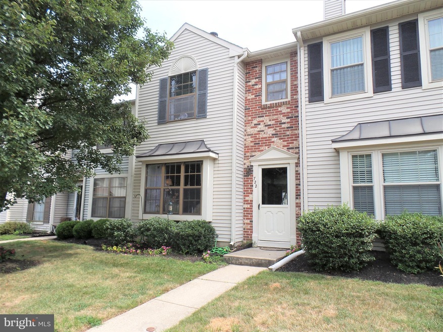 722 Garrison Ct, West Deptford, NJ 08051 - photo 1