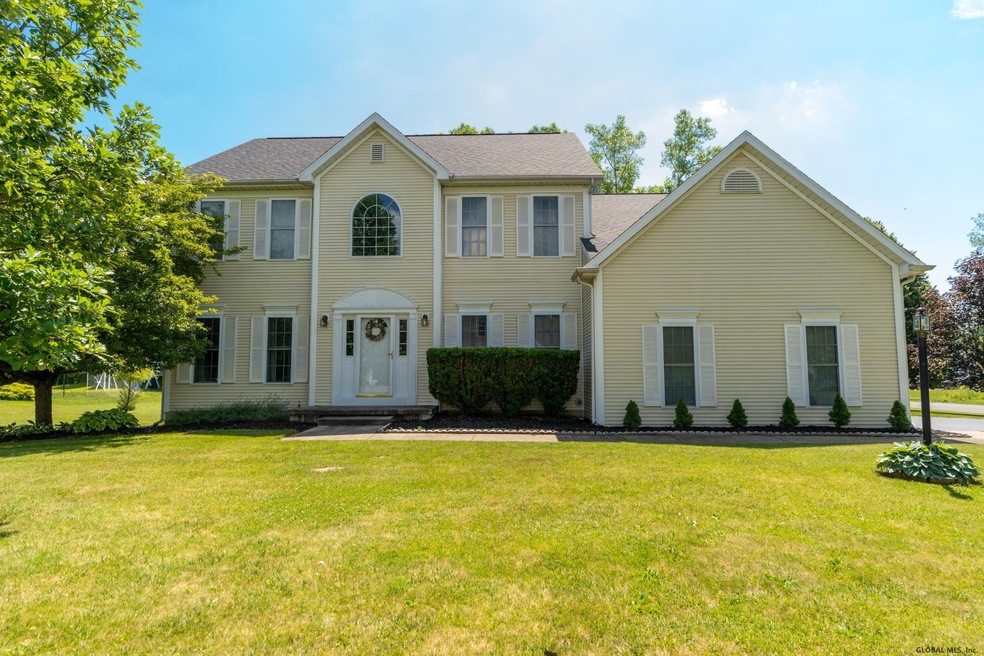 128 Hasgate Dr, Delmar, NY 12054 - photo 1