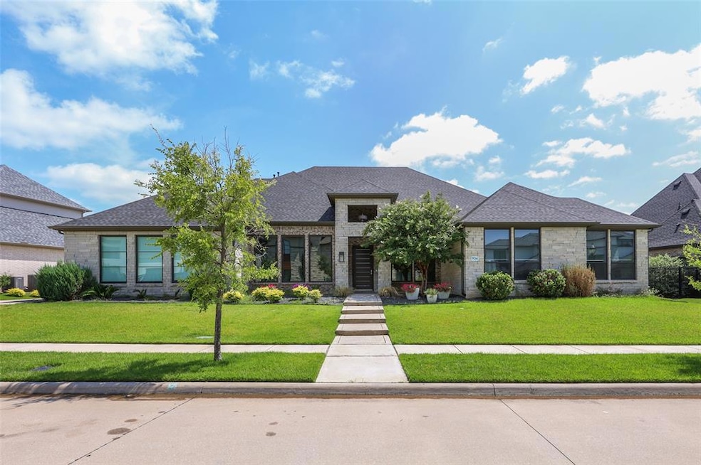 904 Lake Carillon Ln, South Lake, TX 76092 - photo 1