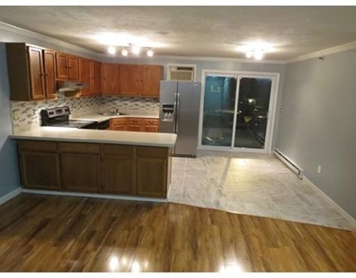 71 Edgeworth St unit 1, Worcester, MA 01605 - photo 1