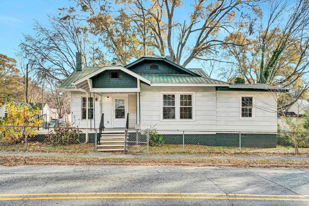 502 Beech St, Gaffney, SC 29340 - photo 1