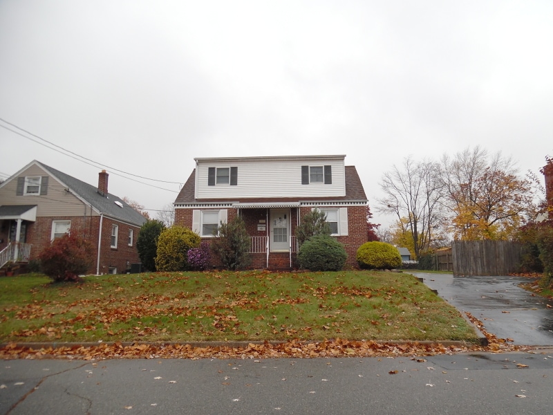307 Chestnut St, Middlesex, NJ 08846 - photo 1