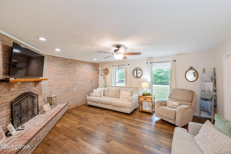 For Sale $429,000 • Co-Listing Agent