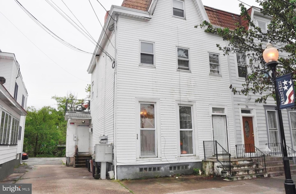 34 Washington St unit 1A, Mount Holly, NJ 08060 - photo 1