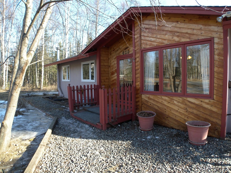 Exterior front view 2