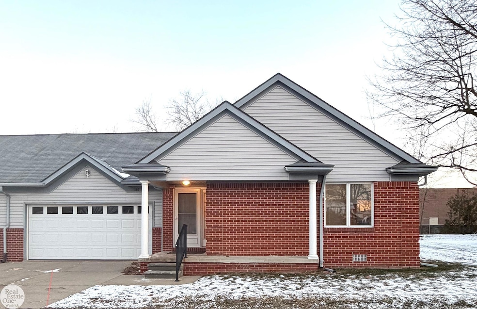 326 Heritage Way, Algonac, MI 48001 - photo 1