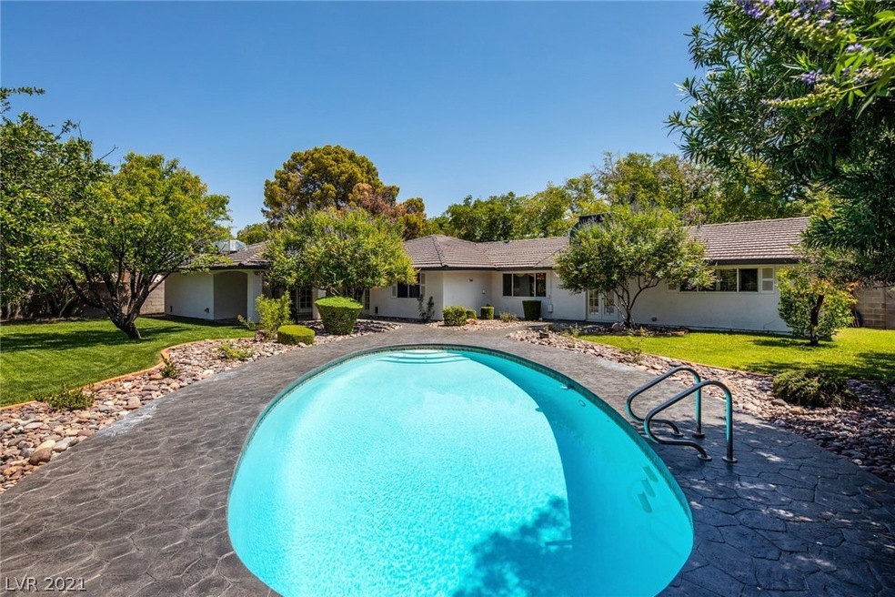 4299 Woodcrest Rd, Las Vegas, NV 89121 - photo 1