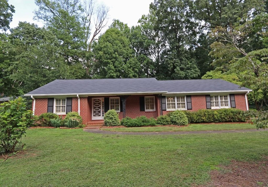 407 Talcott Cir NW, Marietta, GA 30064 - photo 1