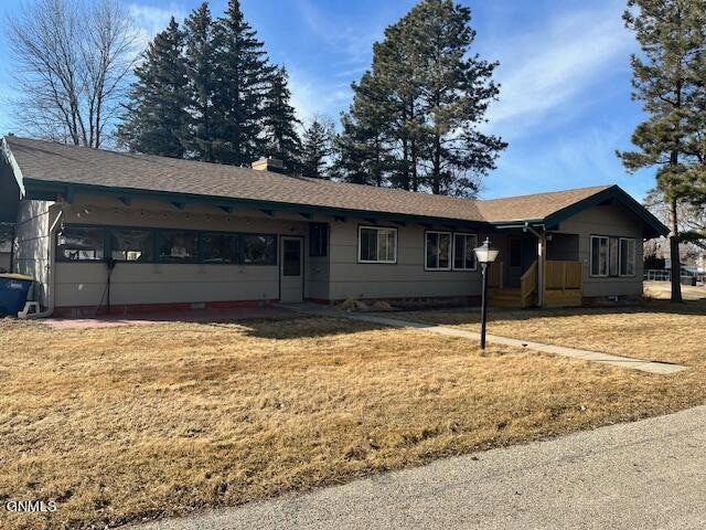 1401 1st Ave N, Jamestown, ND 58401 - photo 1