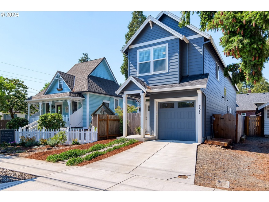 303 S Edwards St, Newberg, OR 97132 - photo 1