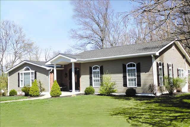 7 Round Hill Rd, Poughkeepsie, NY 12603 - photo 1