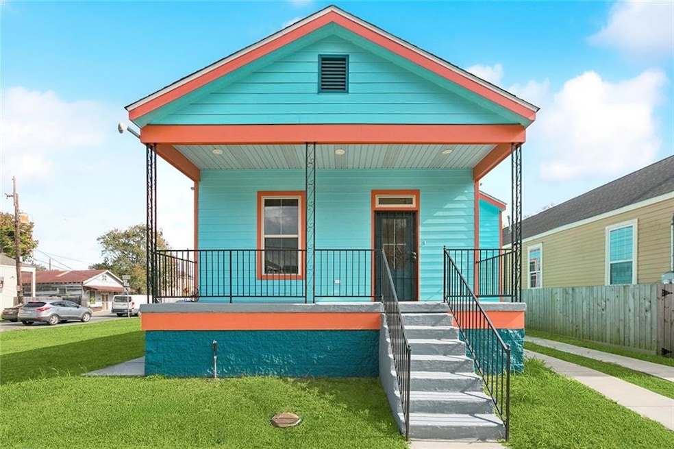 1435 Lesseps St, New Orleans, LA 70117 - photo 1