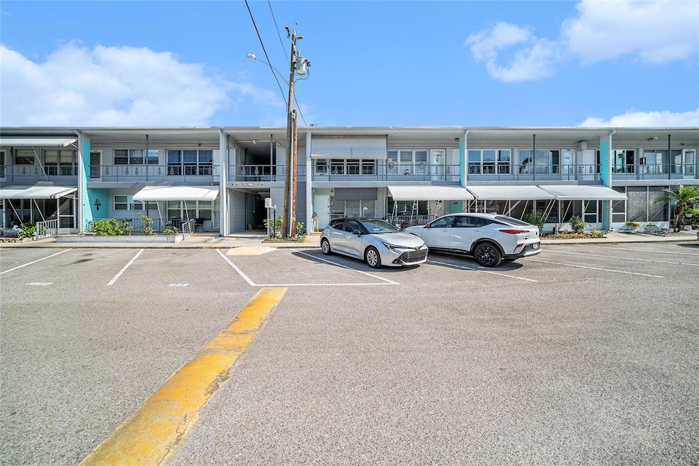 4071 55th Way N unit 1051, Kenneth City, FL 33709 - photo 1