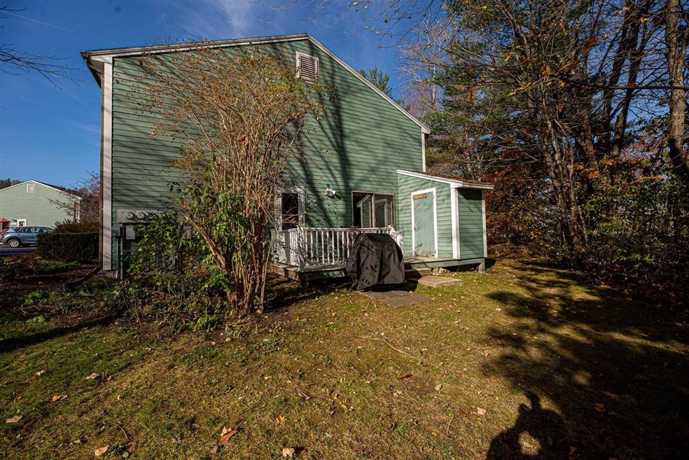 1005 Piscassic St, Newmarket, NH 03857 - photo 1