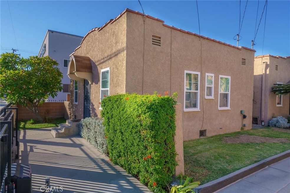 9827 Beach St, Bellflower, CA 90706 - photo 1