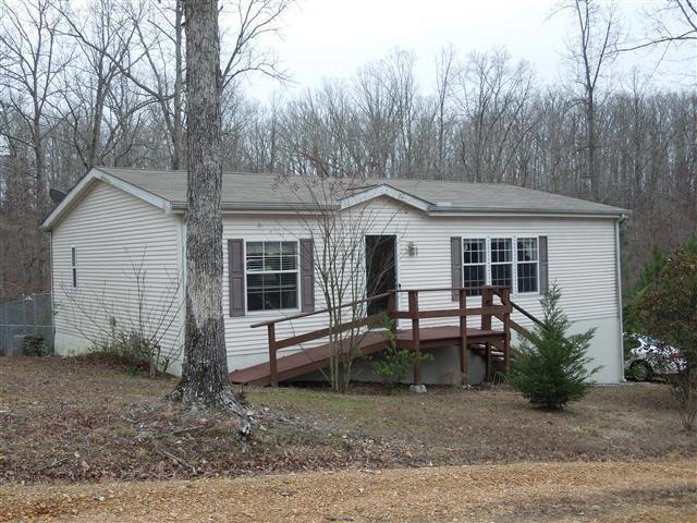 107 Martha Dr, Dover, TN 37058 - photo 1