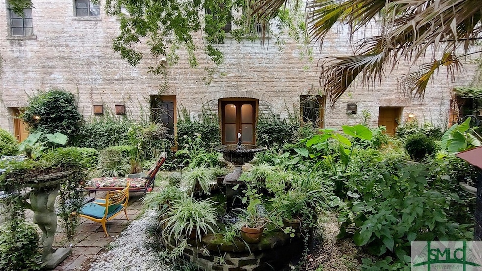 109 1/2 W Charlton St, Savannah, GA 31401 - photo 1