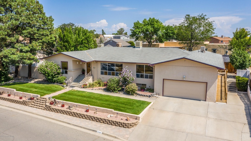 5700 Villa View Dr, Farmington, NM 87402 - photo 1