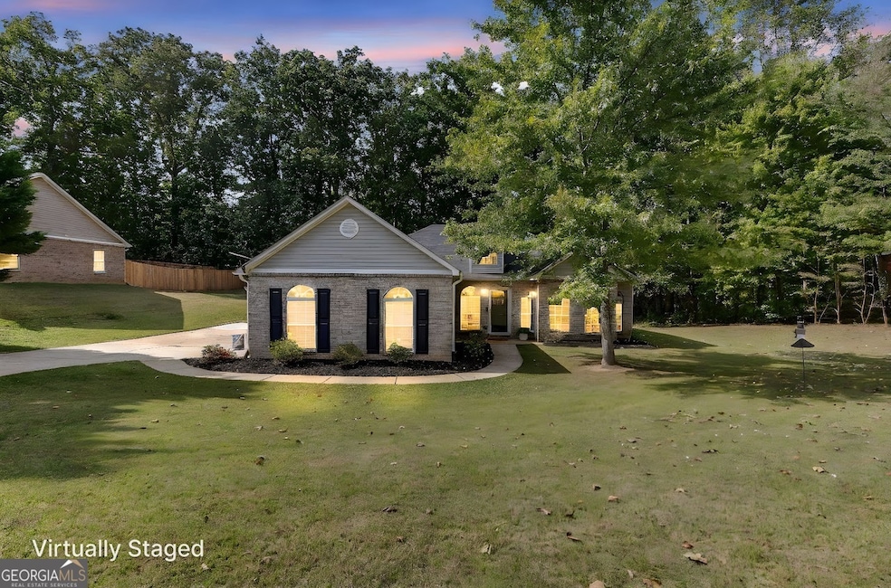 52 Castleman Rd, Carrollton, GA 30116 - photo 1