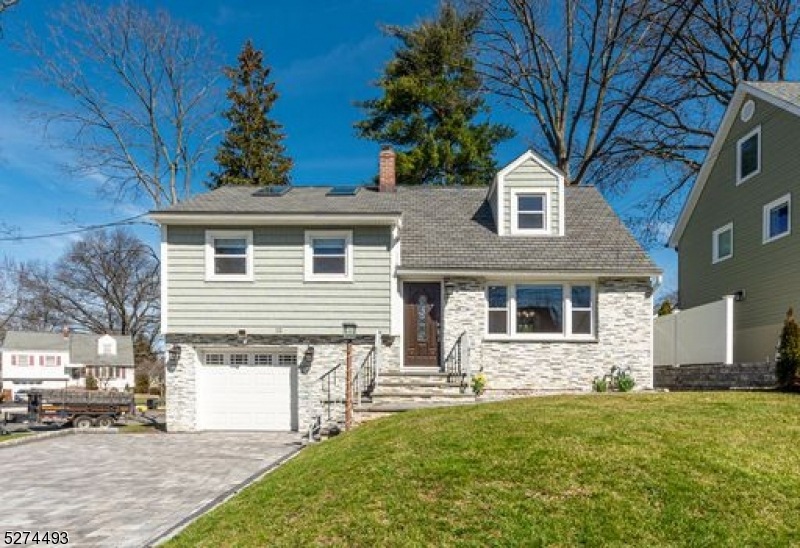 112 Hutton Rd, Clifton, NJ 07013 - photo 1