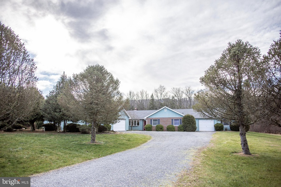 11 Carlyon Ln, Orwigsburg, PA 17961 - photo 1