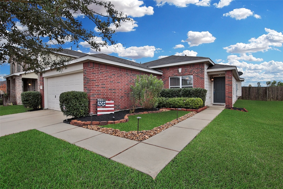 29291 Legends Bluff Dr, Spring, TX 77386 - photo 1