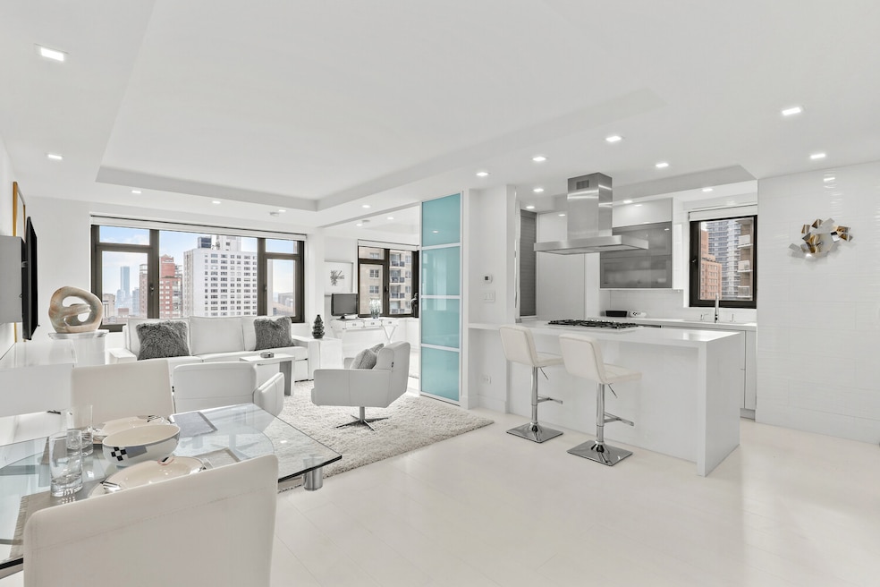 The Phoenix unit 26B, New York, NY 10065 - photo 1