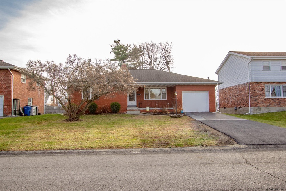 144 Ramsey Place, Albany, NY 12209 - photo 1