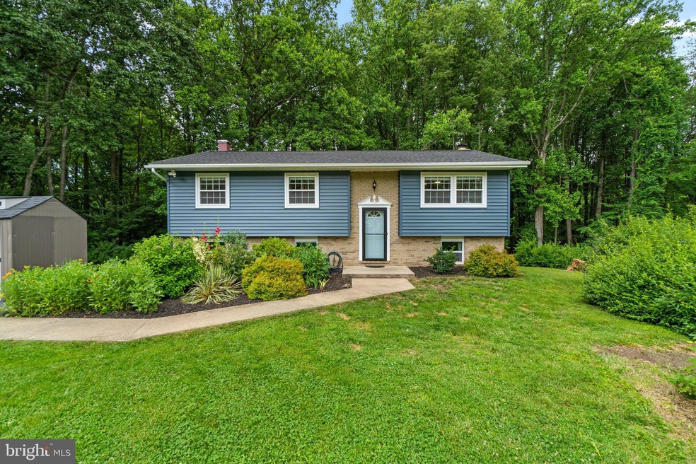 5801 Dale Dr, Sykesville, MD 21784 - photo 1