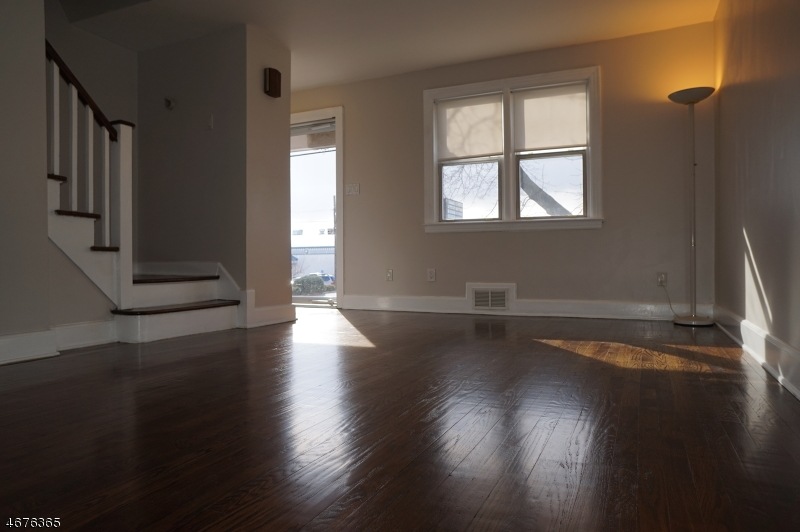 742 N Stiles St, Linden, NJ 07036 - photo 1