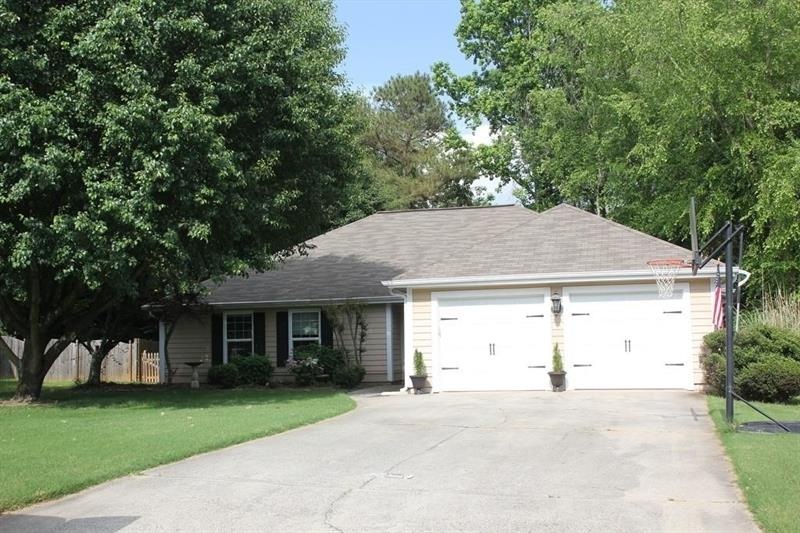 565 Grovsner Terrace, Alpharetta, GA 30005 - photo 1