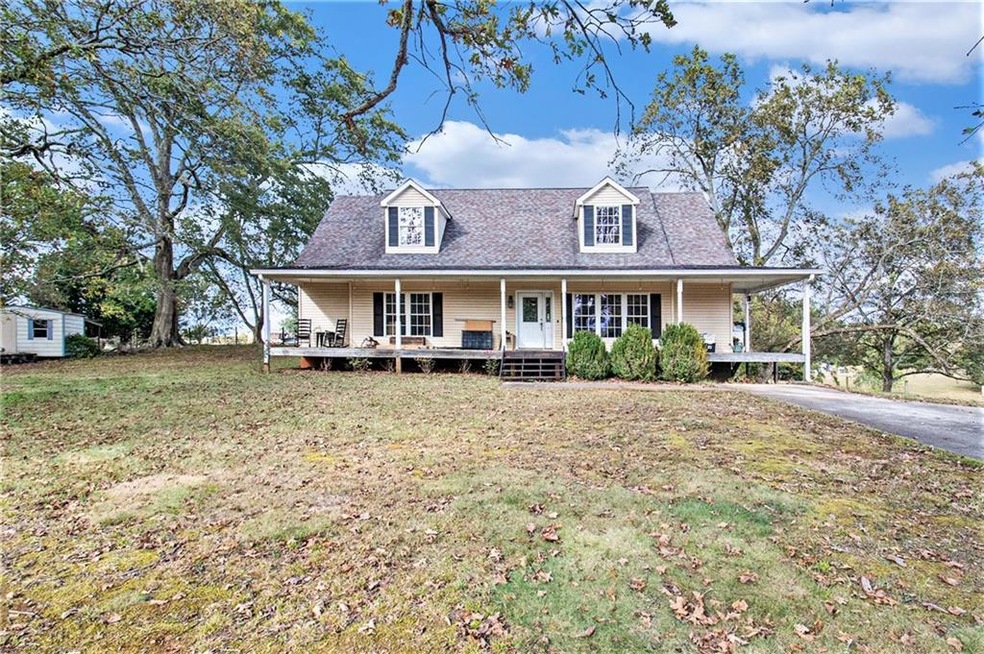 156 Mitchell St, Maysville, GA 30558 - photo 1