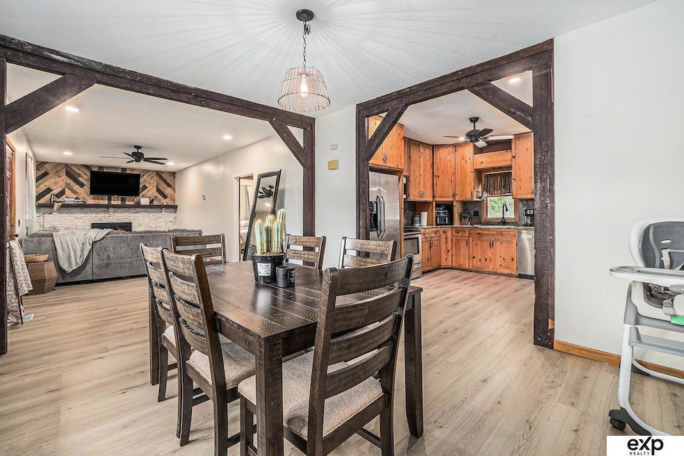 125 E Charles St, Valley, NE 68064 - photo 1