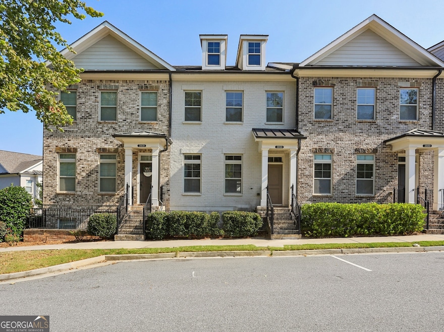 For Sale $549,900 • Co-Listing Agent