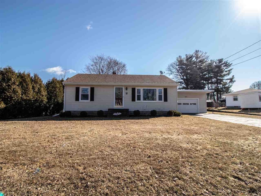 9 Roy St, Rochester, NH 03867 - photo 1