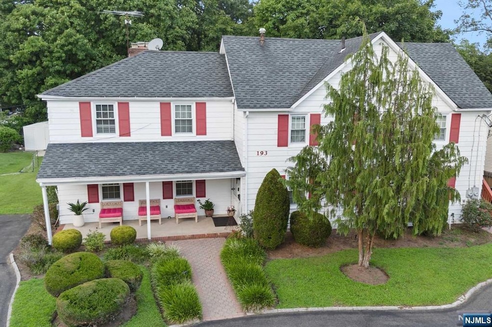 193 W Midland Ave, Paramus, NJ 07652 - photo 1