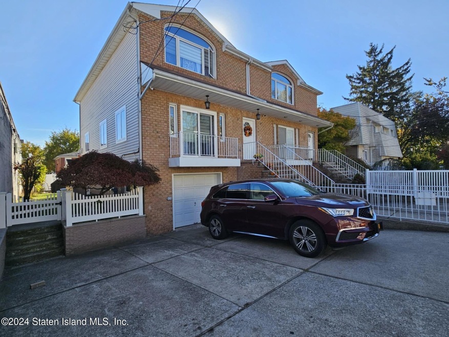 12 1st St, Staten Island, NY 10306 - photo 1