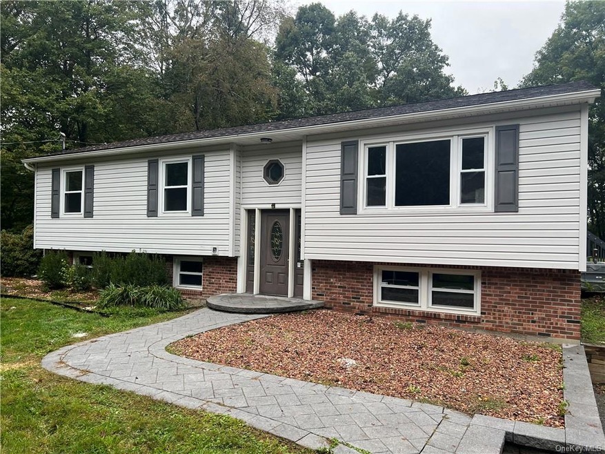 213 Freetown Hwy, Wallkill, NY 12589 - photo 1