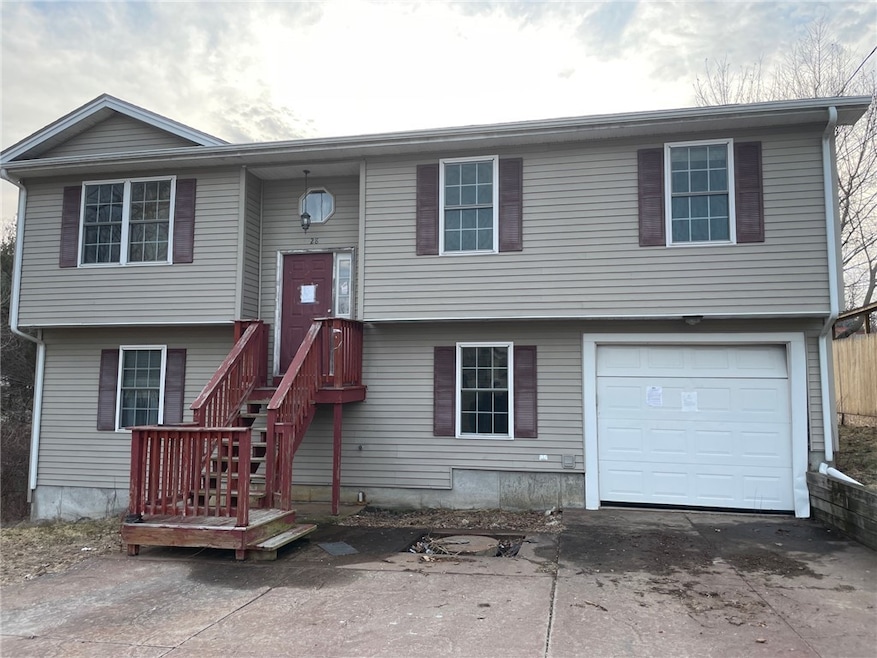 26 Ophelia St, Providence, RI 02909 - photo 1