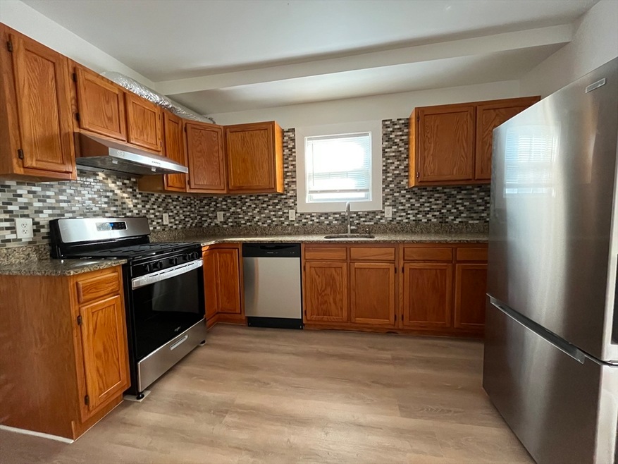 107 E Squantum St unit 1, Quincy, MA 02171 - photo 1