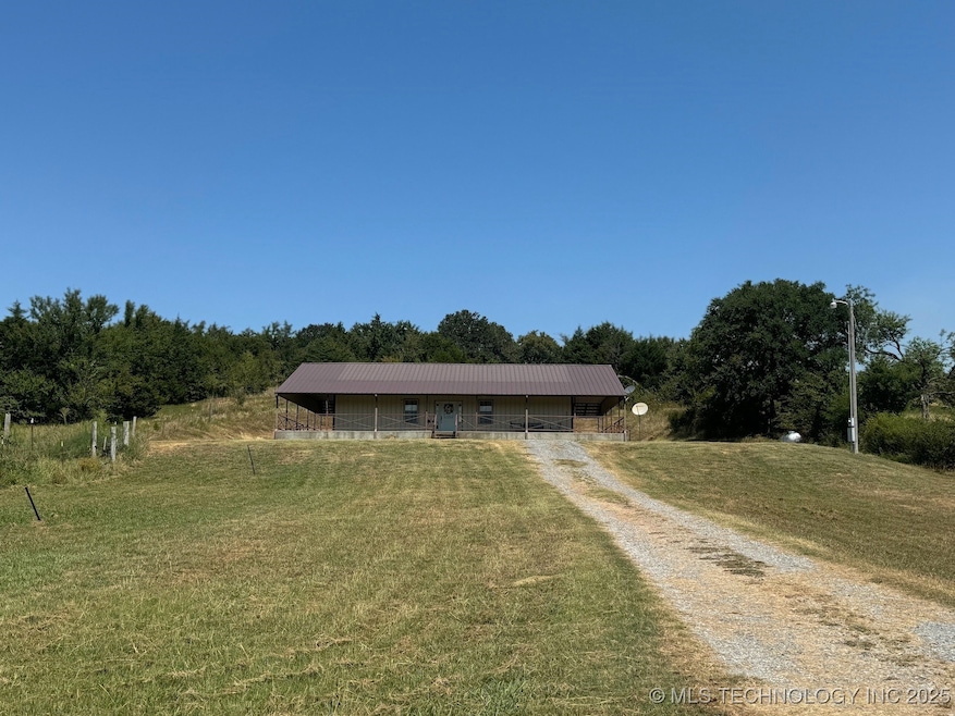 1115 Carbon Rd, McAlester, OK 74501 - photo 1