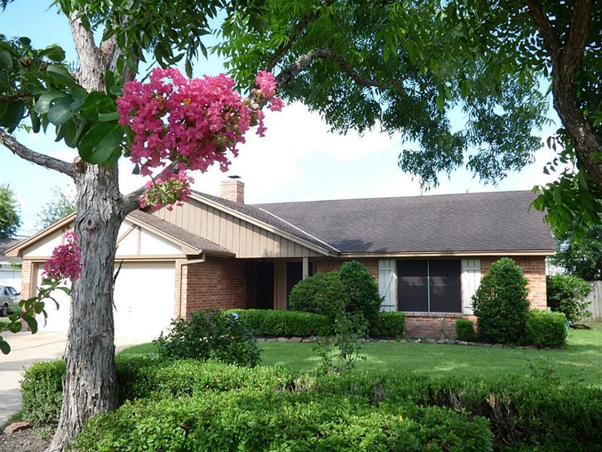 5038 Mary Lou Dr, Houston, TX 77092 - photo 1