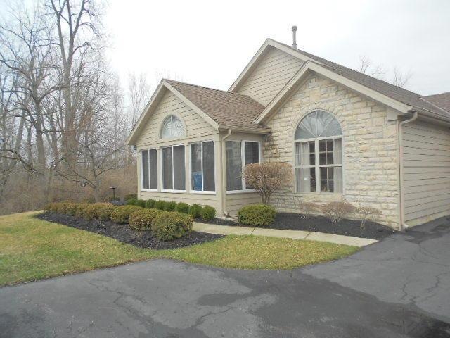 55 Potters Shed Dr unit 355, Reynoldsburg, OH 43068 - photo 1