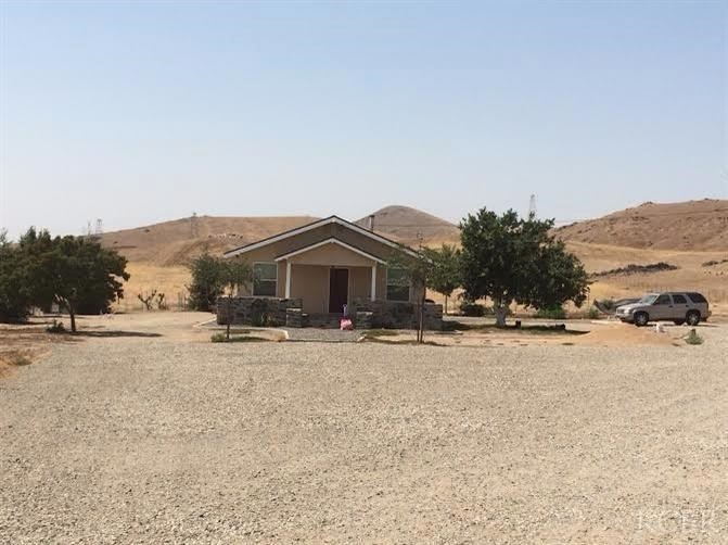 12807 Road 296, Porterville, CA 93257 - photo 1