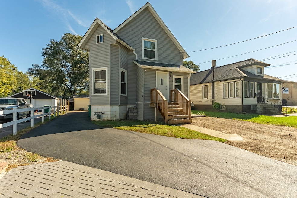 714 S Joliet St, Joliet, IL 60436 - photo 1